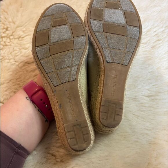 Naturalizer Cream Espadrilles with Peep-Toe and Slingback Design - Picture 2 of 6